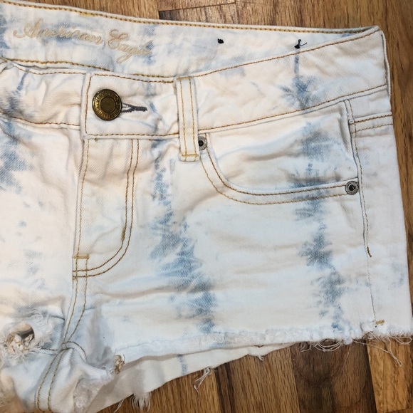 White and light blue American Eagle tiedye shorts - Picture 3 of 8